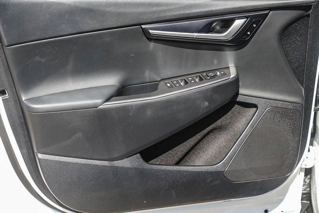 2024 Kia EV6 Light