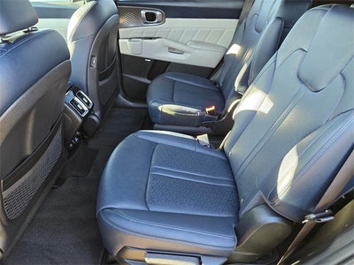 2023 Kia Sorento Plug-In Hybrid SX Prestige