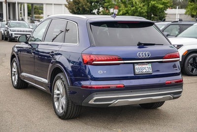2022 Audi Q7 45 Premium Plus quattro