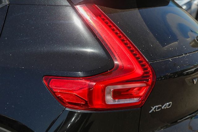 2023 Volvo XC40 B5 Core