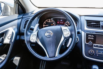 2016 Nissan Altima 2.5 SR