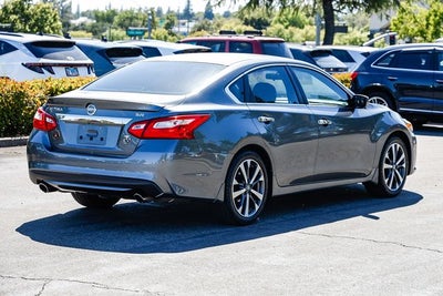 2016 Nissan Altima 2.5 SR