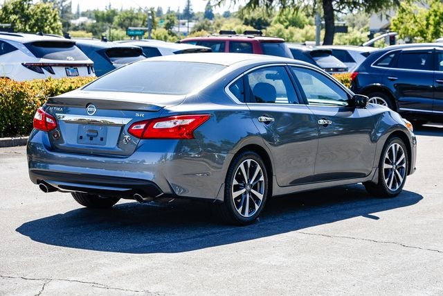 2016 Nissan Altima 2.5 SR