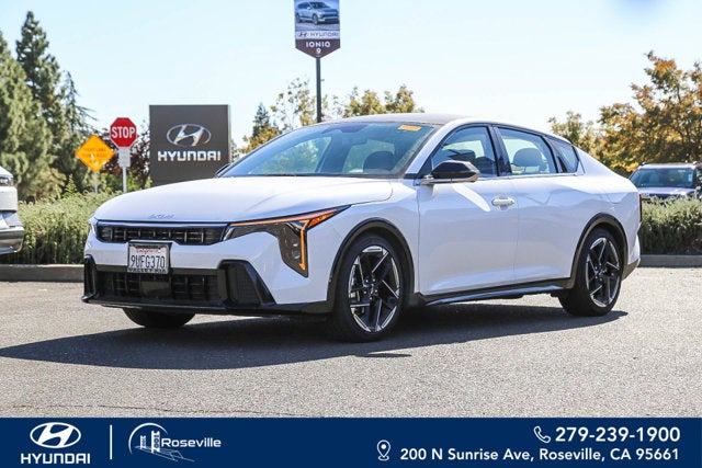 2025 Kia K4 GT-Line