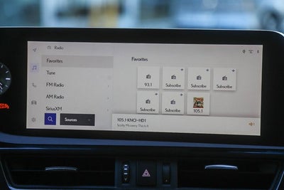 2023 Lexus ES 300h Luxury