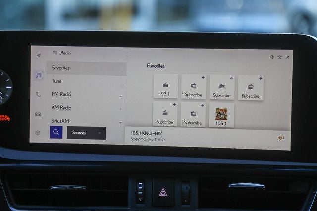 2023 Lexus ES 300h Luxury