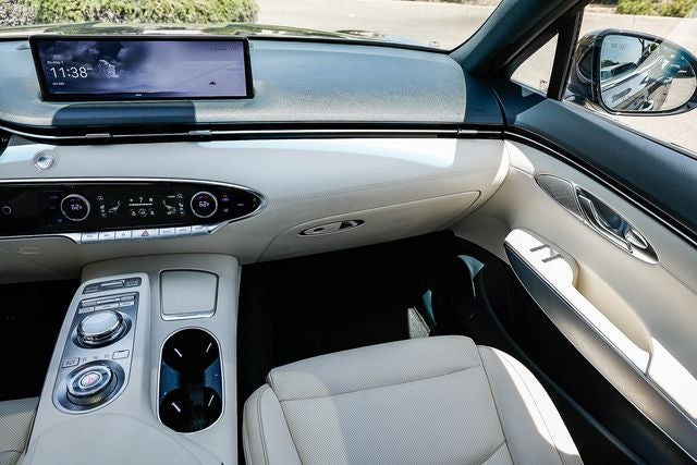 2023 Genesis Electrified GV70 Advanced