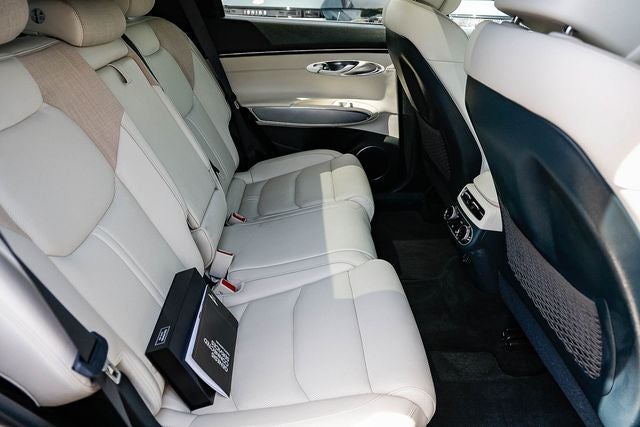 2023 Genesis Electrified GV70 Advanced