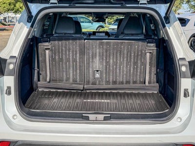 2022 Toyota Highlander Hybrid Bronze Edition