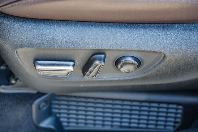 2024 Toyota Sienna Platinum 7 Passenger