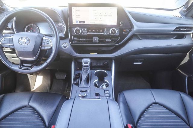 2023 Toyota Highlander XSE