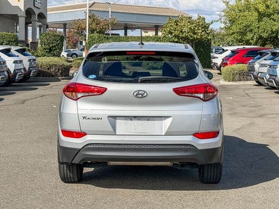 2016 Hyundai TUCSON SE