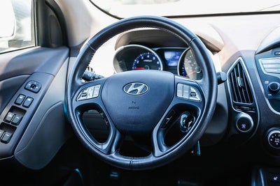 2015 Hyundai TUCSON SE