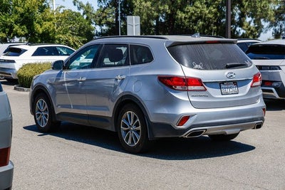 2017 Hyundai SANTA FE SE