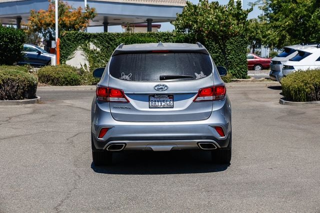 2017 Hyundai SANTA FE SE