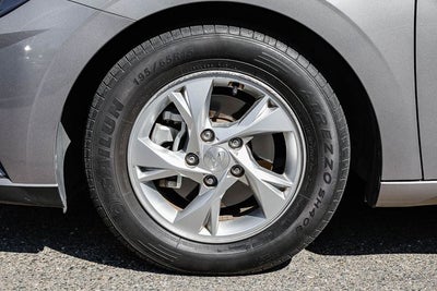 2021 Hyundai ELANTRA SE