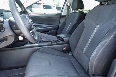 2021 Hyundai ELANTRA SE