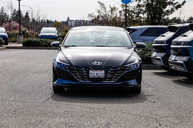 2023 Hyundai ELANTRA Limited