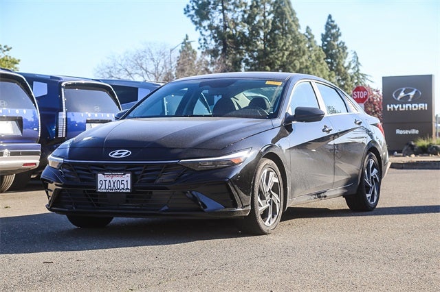 2025 Hyundai ELANTRA SEL Convenience