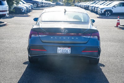 2025 Hyundai ELANTRA SEL Convenience