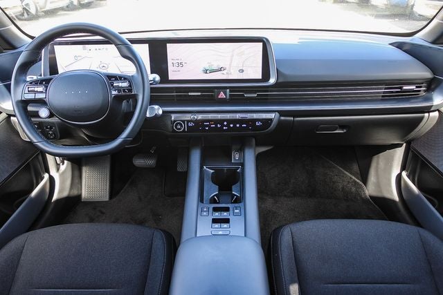 2025 Hyundai IONIQ 6 SE