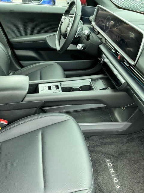 2025 Hyundai IONIQ 6 SEL