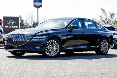 2023 Genesis Electrified G80 Base