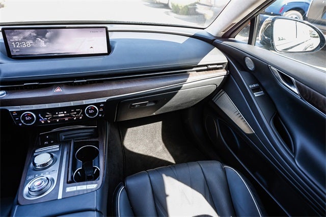 2023 Genesis Electrified G80 Base