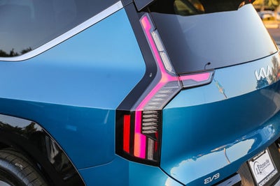 2024 Kia EV9 Land