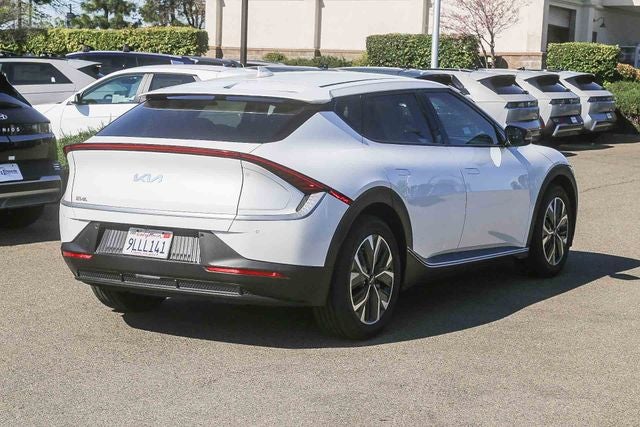 2024 Kia EV6 Light