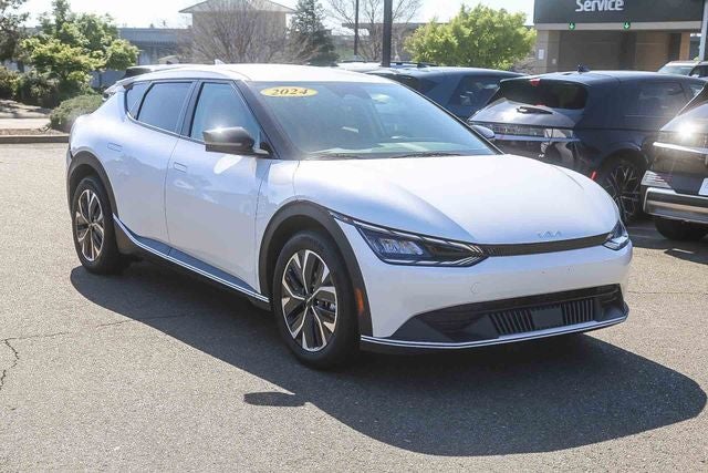 2024 Kia EV6 Light