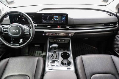 2025 Kia Carnival SX