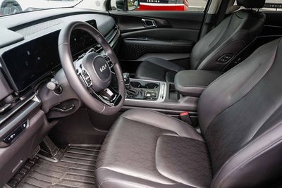 2025 Kia Carnival SX