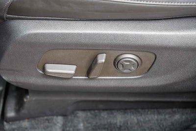 2025 Kia Carnival SX