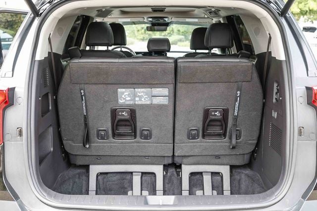 2025 Kia Carnival SX