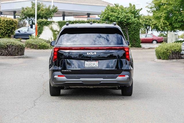 2025 Kia Carnival SX