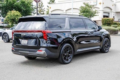 2025 Kia Carnival SX